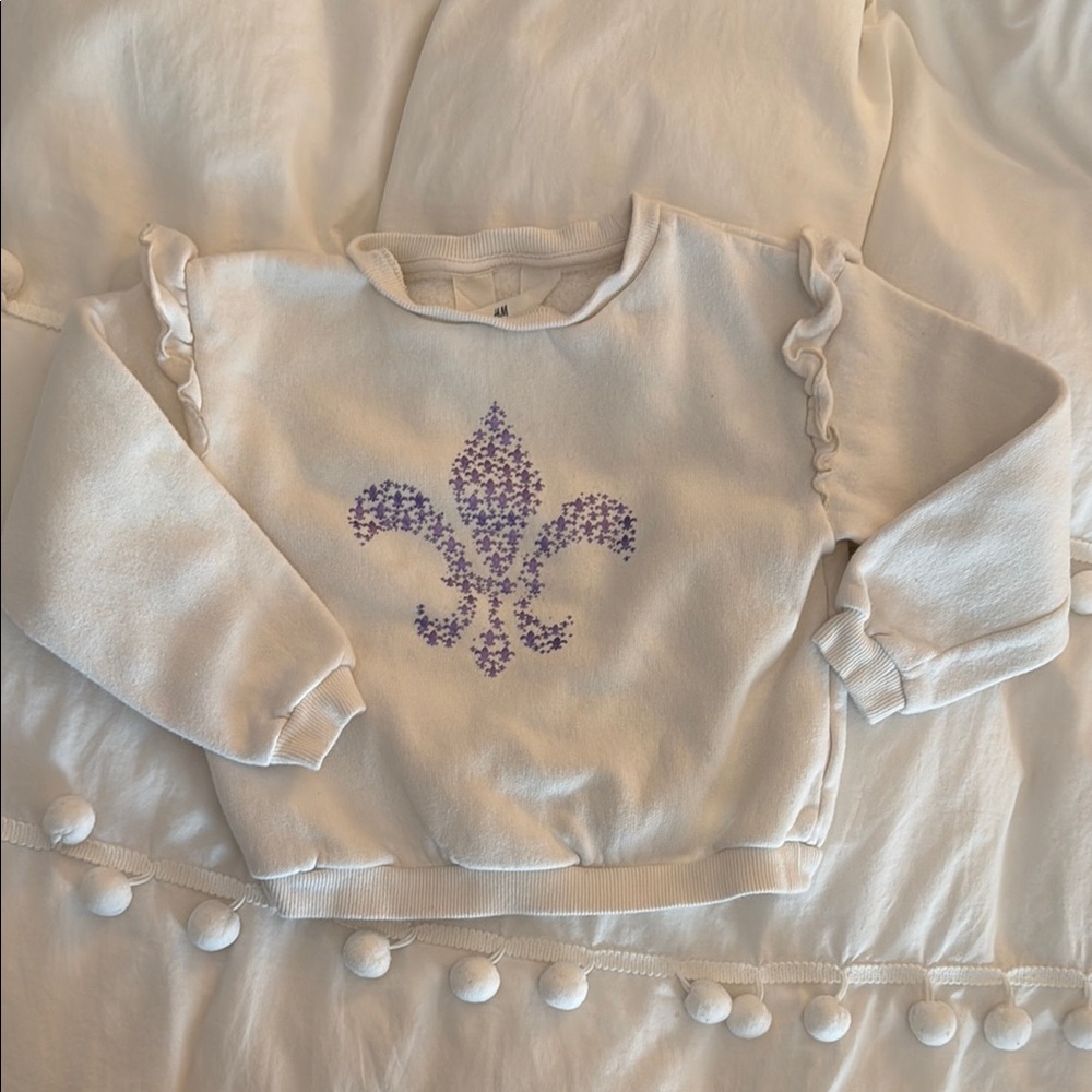 Kids Cream Sweatshirt with Purple Fleur-de-lis